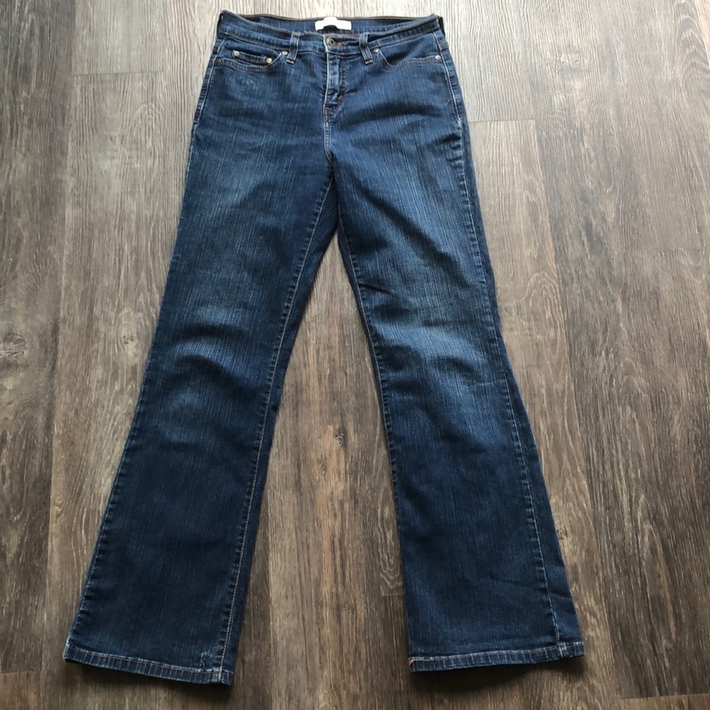 Women’s Levi’s 512 High Rise Bootcut Jeans Sz 8